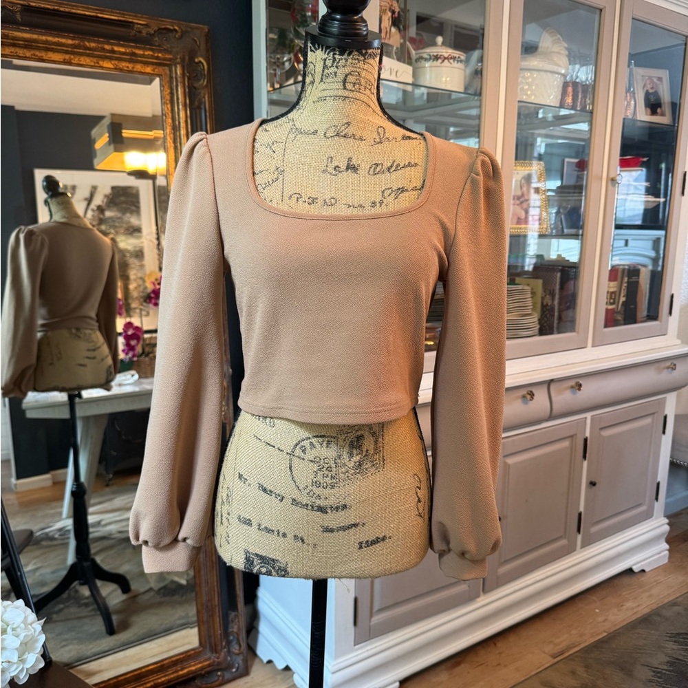 SHEIN Tan Cropped Puff Sleeve Blouse